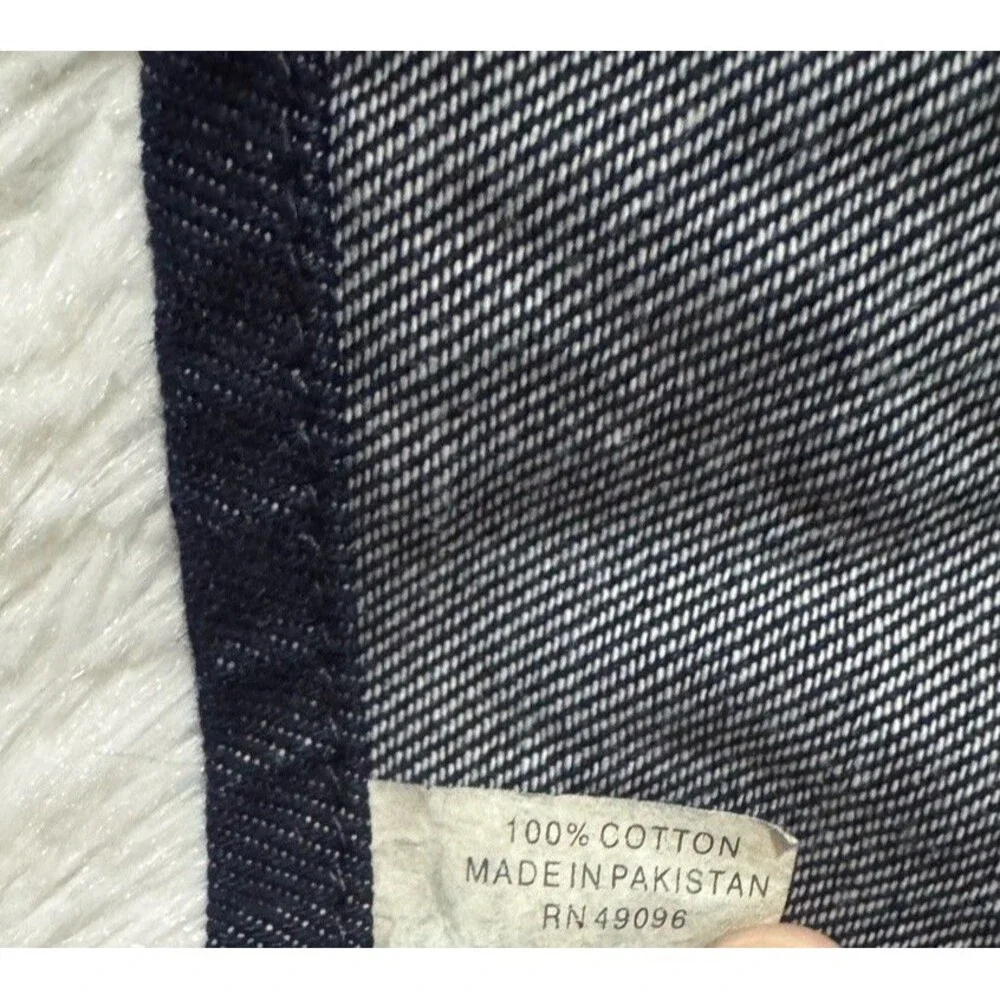 Unbranded denim apron